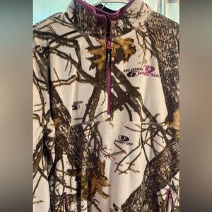 Mossy oak fleece half zip up. Size XXL